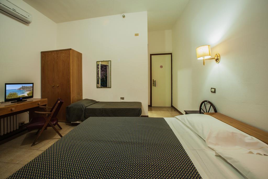 Hotel Calamosca Cagliari Eksteriør bilde